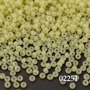 Preciosa 02251 10/0