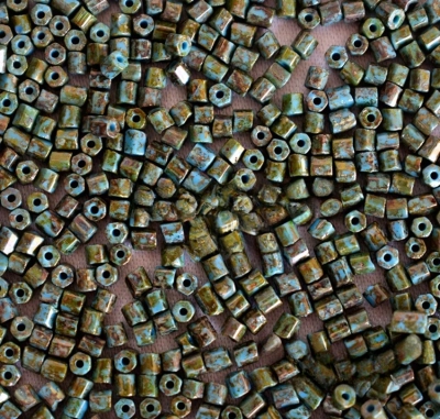 Бісер Preciosa 69930 11/0 (рубка)