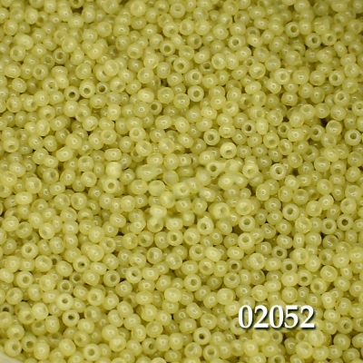 Бисер Preciosa 02052 10/0