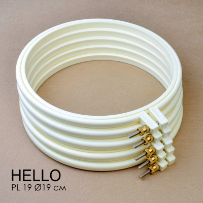 Пяльца пластиковые HELLO PL19 кремовые