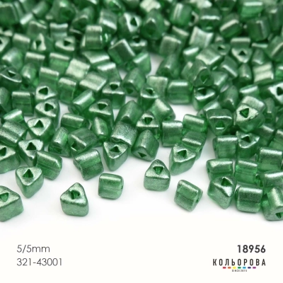 Preciosa TRIANGLES (5x5 mm) 18956#