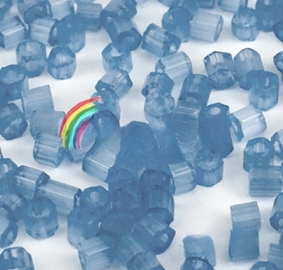 Preciosa 05132 10/0 (cut glass)
