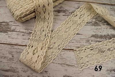 Natural Lace 069